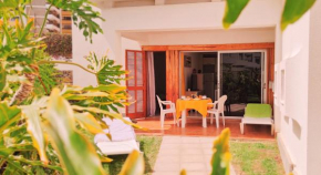 Aida 111 - Apartamento con vistas al jardín y cerca del mar